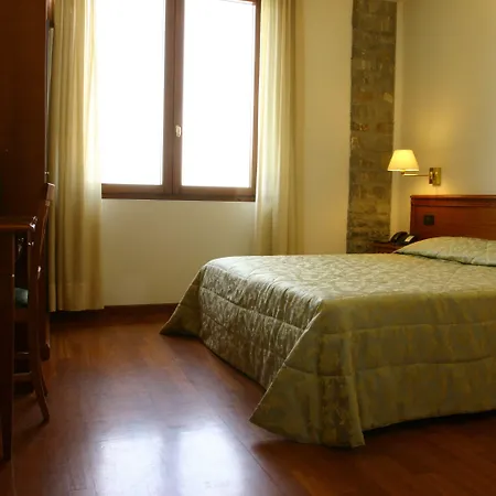 Hotel Villa Dei Bosconi-2